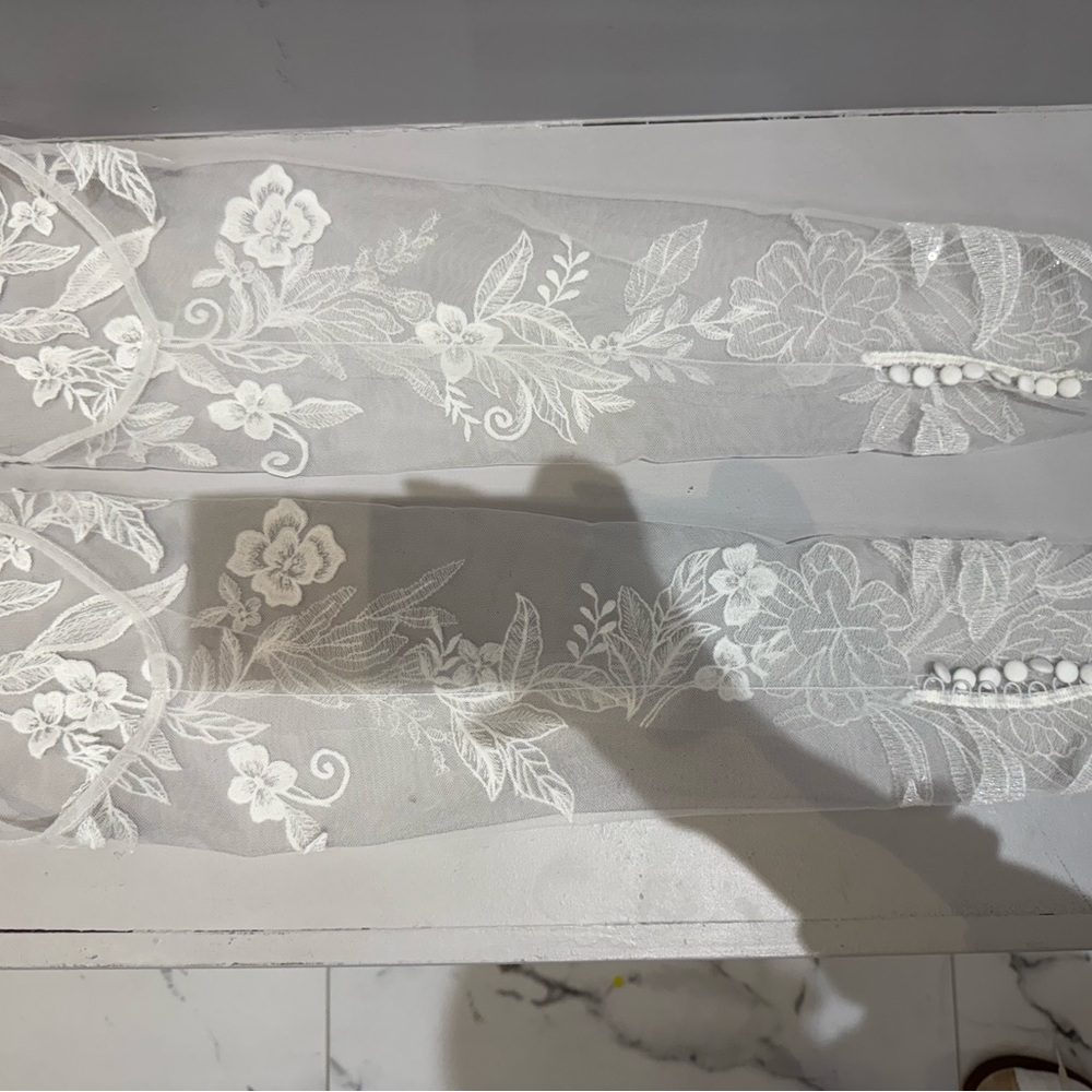 Delicate White Floral Lace Wedding Sleeves - never worn